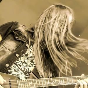 Meet your Posher, Lesley